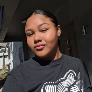 Meet your Posher, Tanasia